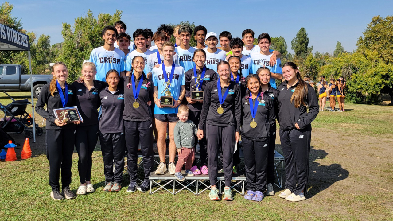 Clovis Crush / 2023 Men's and Women's Central Valley Conference champions